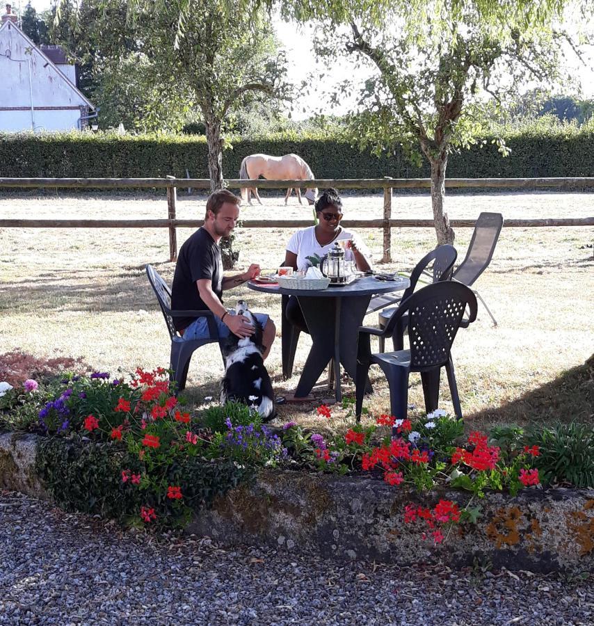 La Pastorale Bed and Breakfast La Puisaye Εξωτερικό φωτογραφία